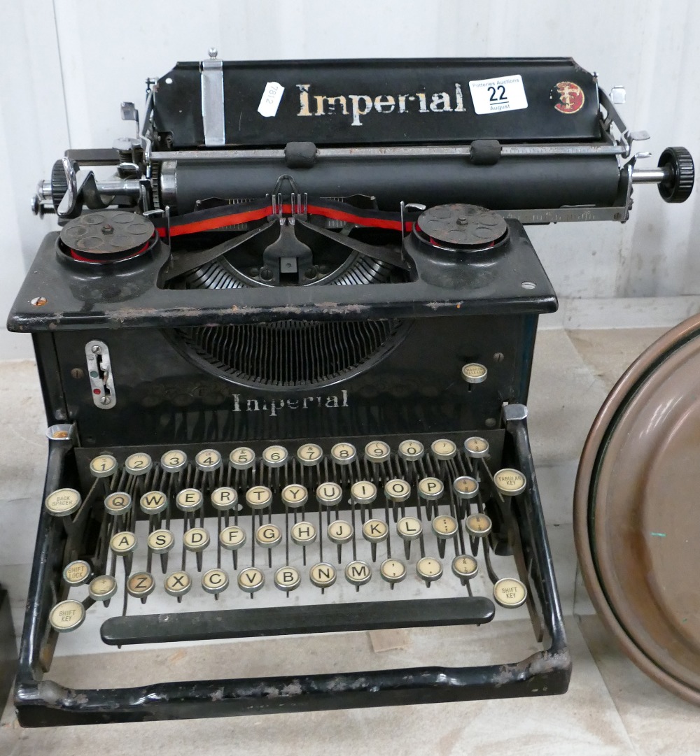 Imperial large black typewriter: