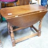 Small Oak Drop Leaf Table: