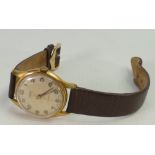 Vintage Roamer gents wristwatch: with leather strap.