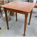 Oak 20th century square pub table: 75cm high 68cm long, 68cm deep.