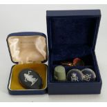 Wedgwood jasperware jewellery items: including 2 pairs of cufflink's,