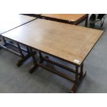 Oak 20th century rectangular pub table: