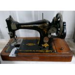 Singer hand crank cased sewing machine: