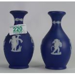 Wedgwood Dip Blue Vases: height 13cm(2)