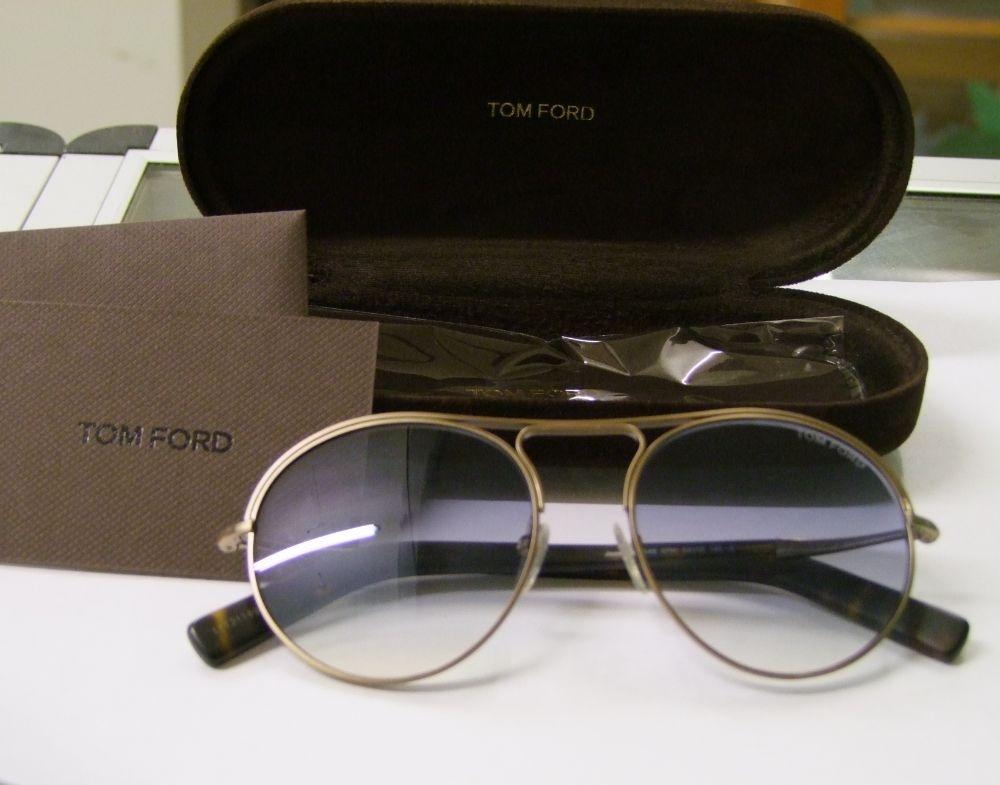 Three pairs of Tom Ford unisex Dorudo 54 sunglasses: cased.