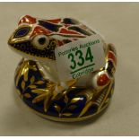 Royal Crown Derby Seated Frog Paperweight: gold stopper