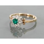 9ct gold vintage emerald & diamond set ring: Size N, 2 grams.