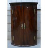 Georgian Mahogany Bow fronted Corner cabinet: 68 width x 47 height cm x 48cm depth