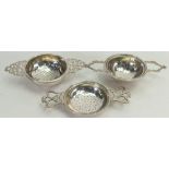 Silver tea strainers x 3: Includes one with Chester Hallmark, & one by Elkington. Gross weight 128.