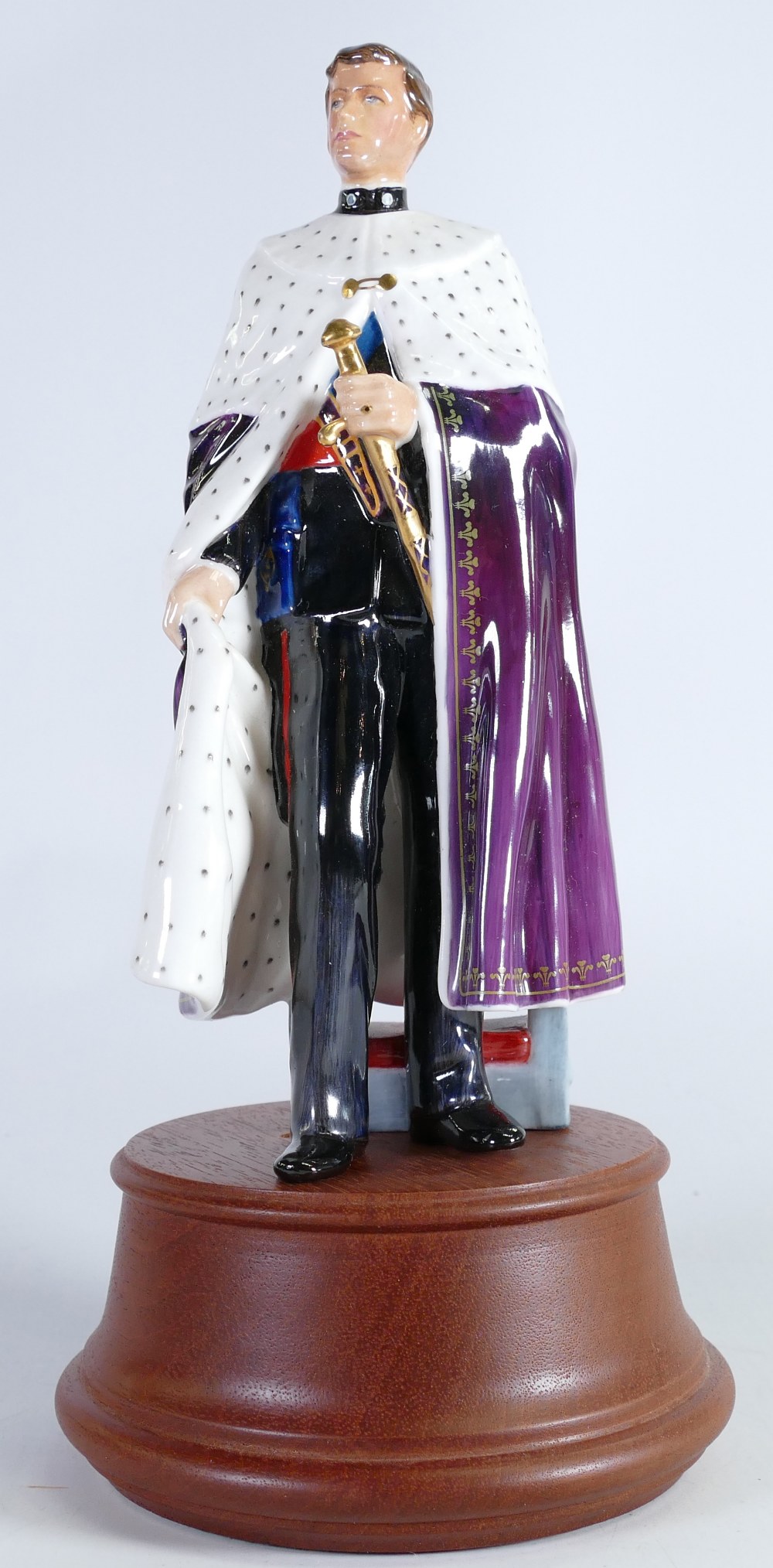 Royal Doulton prestige figure HRH The Prince of Wales HN2883: Limited edition with wooden plinth,