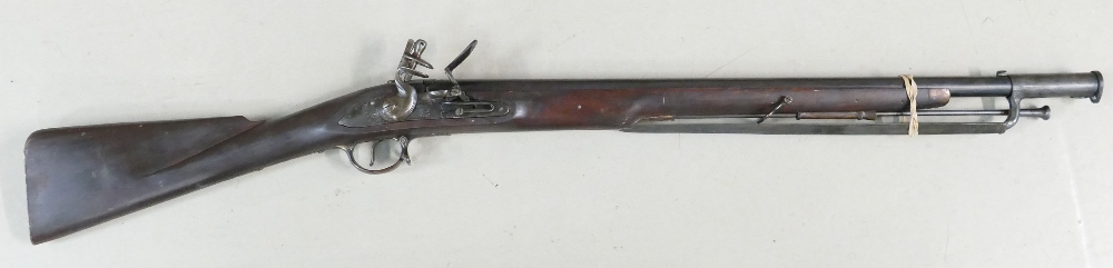 Brown bess carbine with Bayonet: George III and tower on lock: