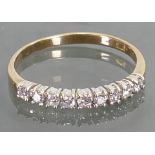 18ct gold ladies diamond ring: Size P/Q, 1.6 grams.