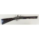 Large dog lock Blunderbuss: Faded emblems/coat of arms on lock,