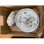 Wedgwood wild strawberry items: to include a vase, shell dish, plate and two flan dishes