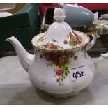 Royal Albert old country roses tea pot: seconds