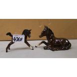 Beswick stretched foal 815 and foal lying 915: brown (2).