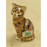 Royal Crown Derby Seated Cat Paperweight: gold stopper