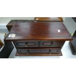 Small Mahogany Table Top Chest of 2 Drawers: