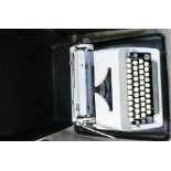Cased Vintage Manual Typewriter: