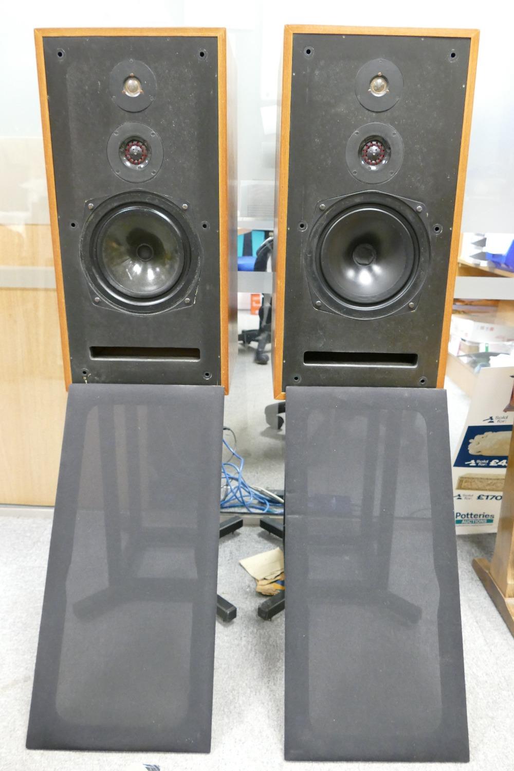 Coles BC1 (Spendor BC1 Replica's) speakers: with matching stands