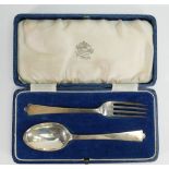 Cased hallmarked silver fork & spoon: Weight 54.