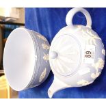 Wedgwood Jasperware Teapot & Fruit Bowl(2):