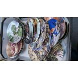 A large Collection of Royal Doulton & Similar Bradford Exchange Limited Edition Plates: