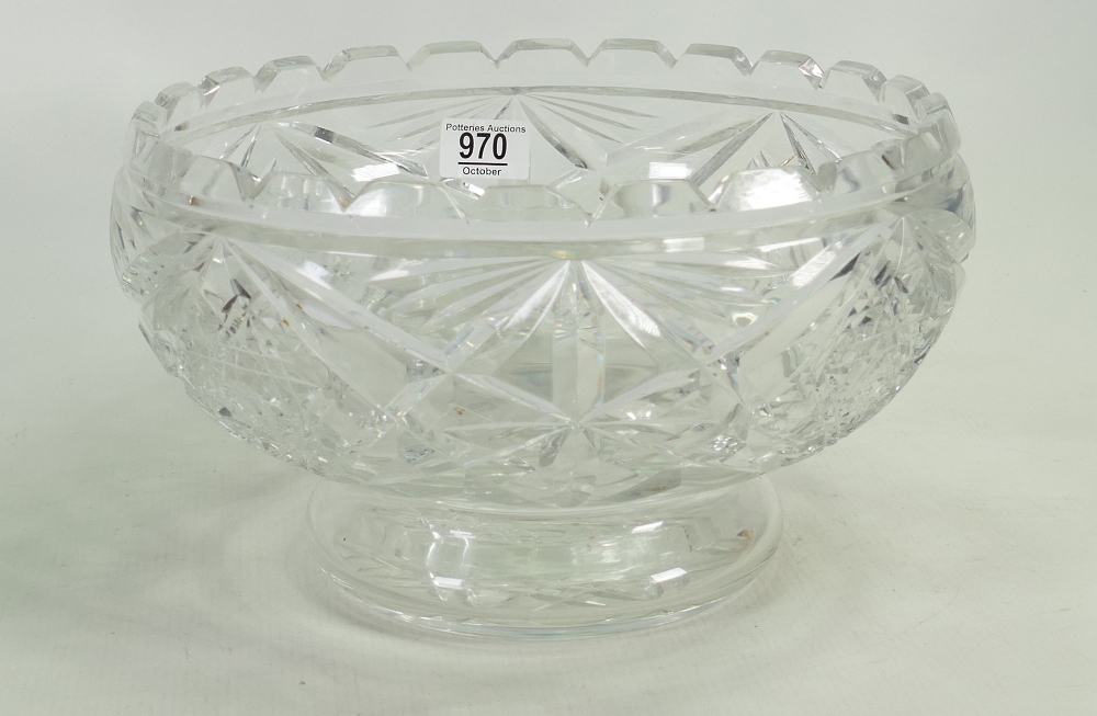 Large Cut Glass Crystal Punch Bowl: diameter 30cm