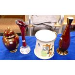 A mixed collection of items to include: Crown Devon Fieldings Musical Tankard "Auld Lang Syne",