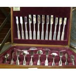 A cased Viners silver plated cutlery set: