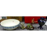 A collection of items to include: Wedgwood Queensware fruit bowl, Country Artists FRobin &