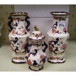 A group of 3 Masons Blue Mandalay vases: tallest 26cm (3).