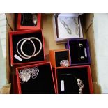A quantity of boxed Chavin branded sterling silver jewellery: 1 bracelet, 2 pairs of earrings, 3