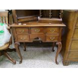 Mahogany side table: with cabriola legs. Height 76cm x width 76cm x depth 45cm