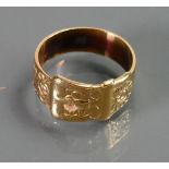 9ct gold gents Buckle ring: Size Z-2, 8g.