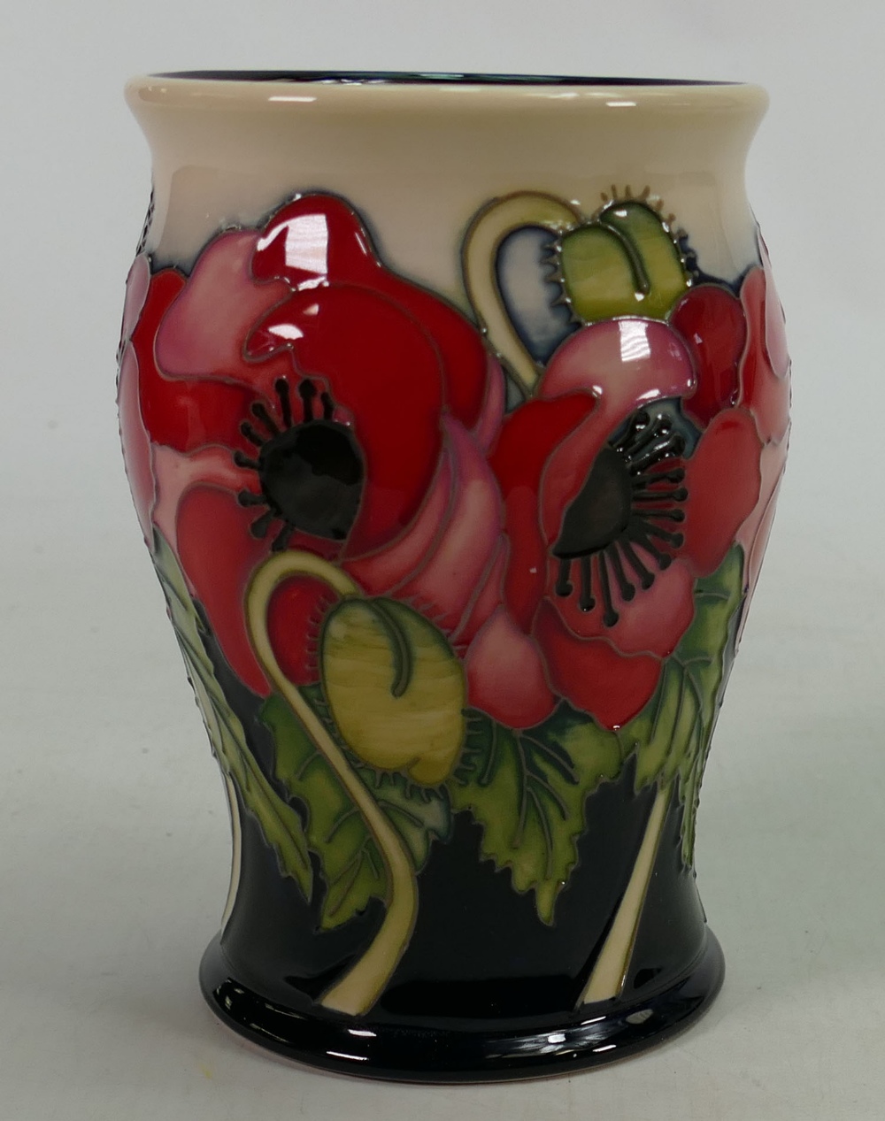 Moorcroft Yeats Poppy Vase: Limited edition 14/50 and signed by designer Kerry Goodwin. Height 12.