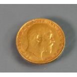 Gold FULL Sovereign dated 1909: