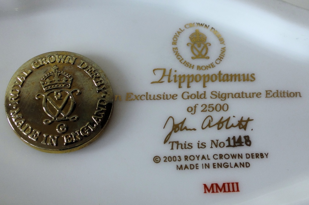 Royal Crown Derby paperweight HIPPOPOTAMUS: Gold stopper, certificate, first quality, original box. - Image 2 of 4