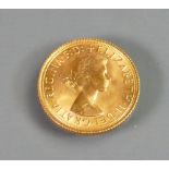 FULL Sovereign gold coin 1968: Near uncirculated condition.