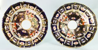 Royal Crown Derby pair of Imari plates: Diameter 22cm.