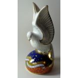 Royal Crown Derby paperweight SPIRIT OF PEACE DOVE: Gold stopper, certificate, first quality.