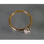 18ct and platinum solitaire Diamond ring: Approx .25ct size O, 2.5g.