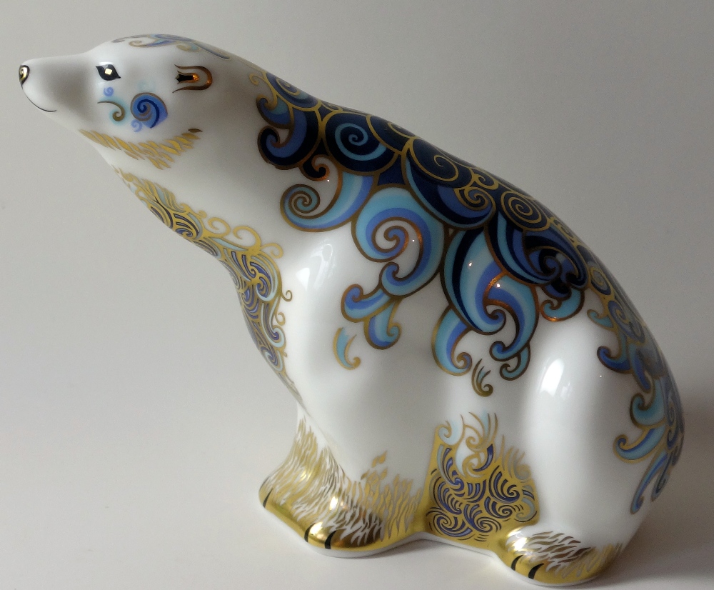 Royal Crown Derby paperweight POLAR BEAR for Connaught House 115/1500: Gold stopper, certificate,