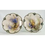Pair of Hadleys Worcester hand painted cabinet plates: Decorated with flowers, diameter 28.5cm.