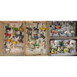33 x lead knights on horseback: Varying ages, some have been re painted. In 2 trays.