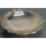 Silver Tazza 1937: Hallmarks for Birmingham 1937 by Barker Brothers Silver Ltd 18cm diameter.