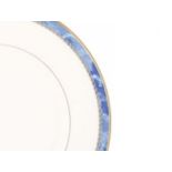 Royal Worcester Medici Blue patterned dinner 6 place service: To include dinner plates, tea set,