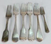 George III and later silver forks: Gross weight 342.9, some wear noted.