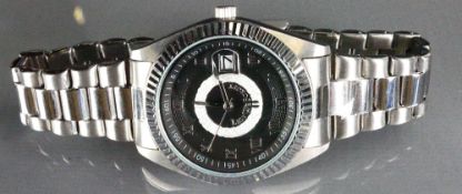 Lest We Forget commemorative stainless steel Gentlemans wristwatch: In box.