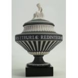 Wedgwood black dipped lidded Apollo vase on wooden plinth: c1930's, height 24.